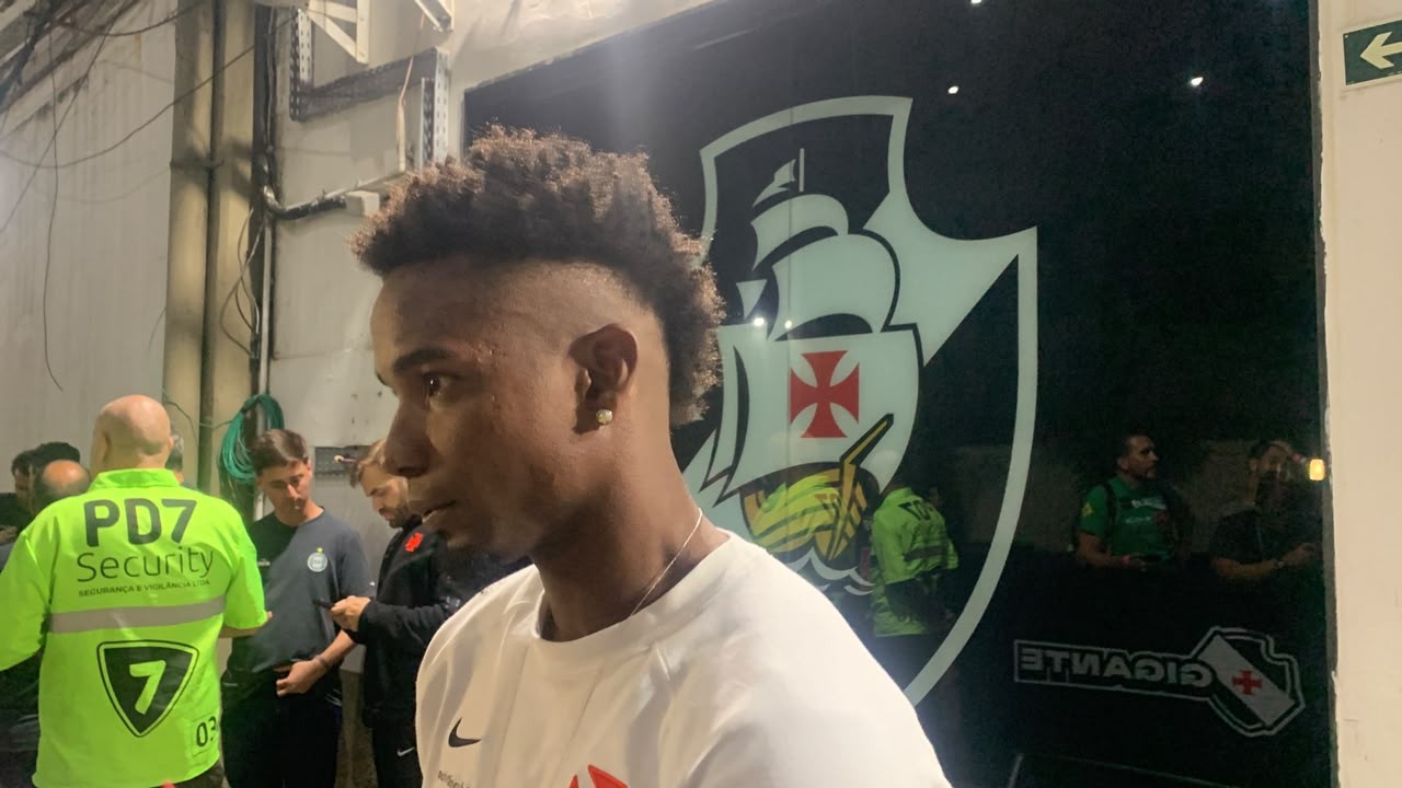 Thiago Mendes fala como superou críticas para se tornar referência no Vasco: 'Essa torcida me fez virar vascaíno'