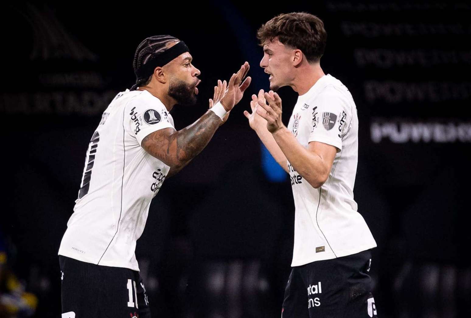 Nas oitavas, Memphis deu assist&ecirc;ncia para gol da classifica&ccedil;&atilde;o &ndash;