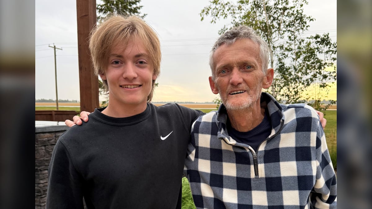 Manitoba grandfather set to receive life-saving transplant from 19-year-old grandson