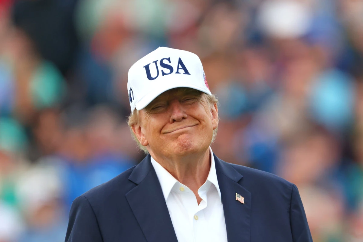 Trump minimiza a necessidade de verificar o desenvolvimento da IA e afirma que não deseja ceder vantagem à China