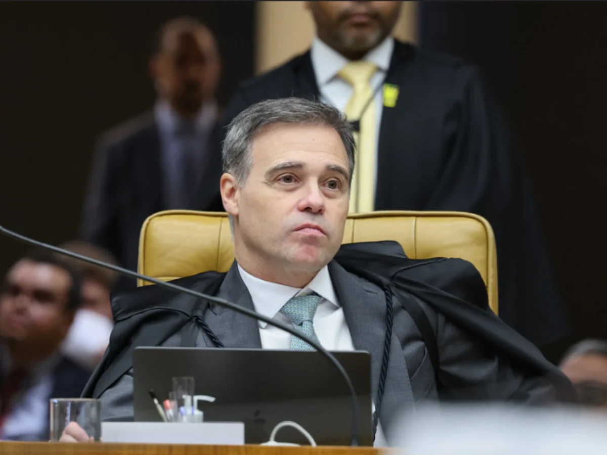 Mendonça reage a críticas de Gilmar: "Tentativa de constranger"