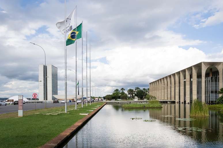 Independência econômica, soberania e abertura de mercados: o que os candidatos à Presidência propõe para as relações externas?