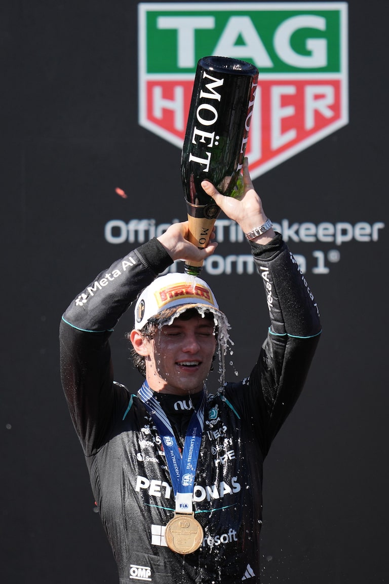 F1: Antonelli ganha a terceira corrida consecutiva e vence o GP da Espanha; Bortoleto é o 13º