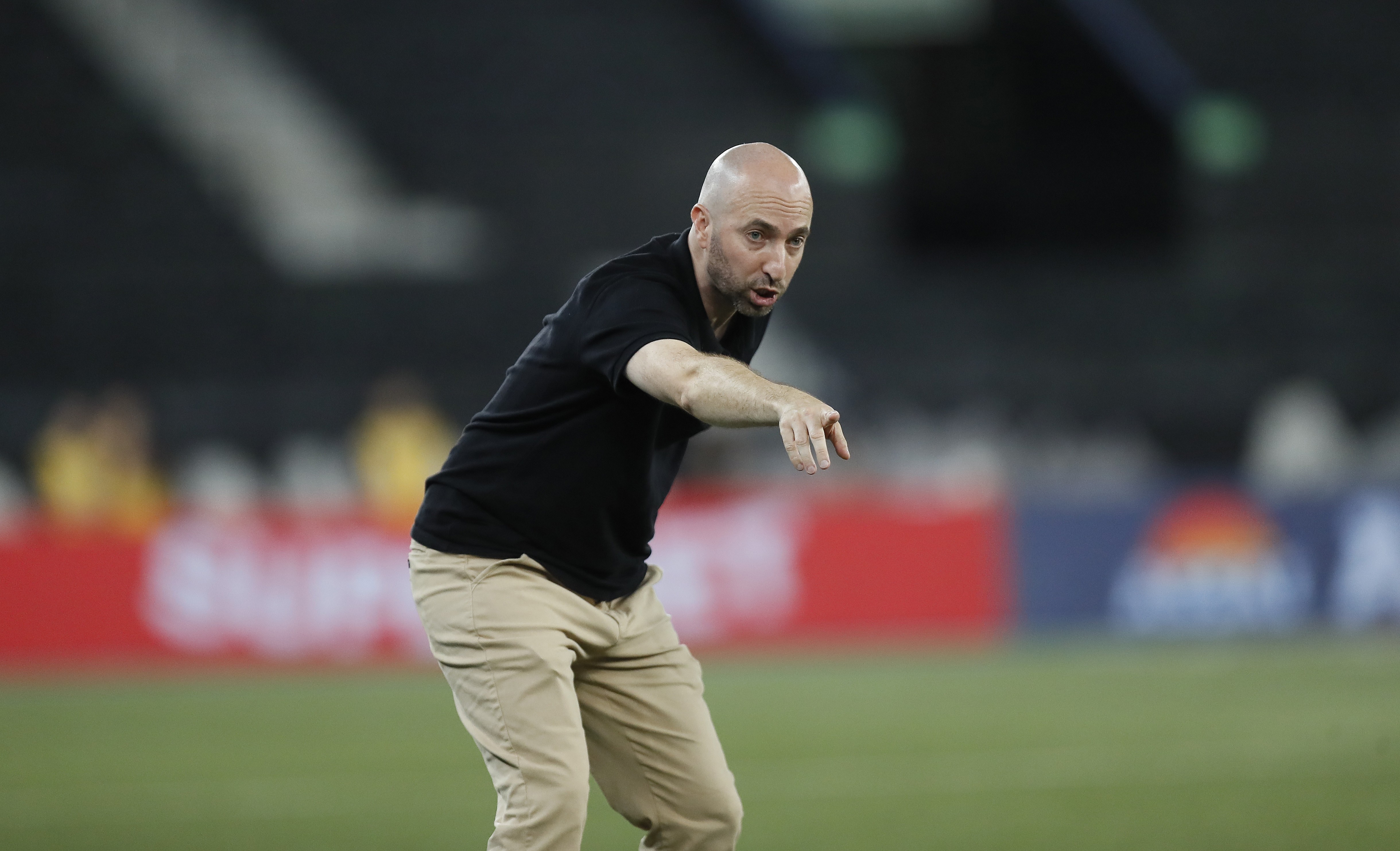 Bellão resume atuação do Botafogo após empate: "A gente pecou muito"