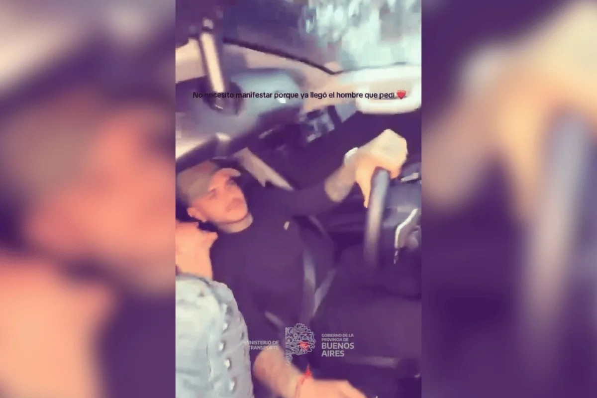 Mauro Icardi dirigindo na Argentina