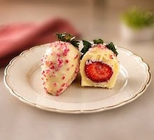 Entrei na fazenda cor-de-rosa que cultiva verduras em São Paulo