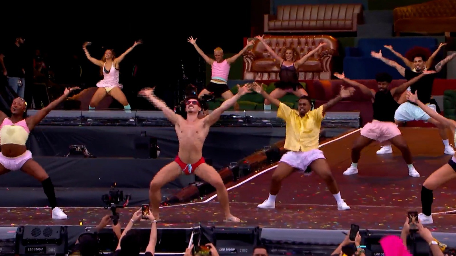Bailarino que roubou a cena no show de Pedro Sampaio no Rock in Rio já dançou no BBB 26