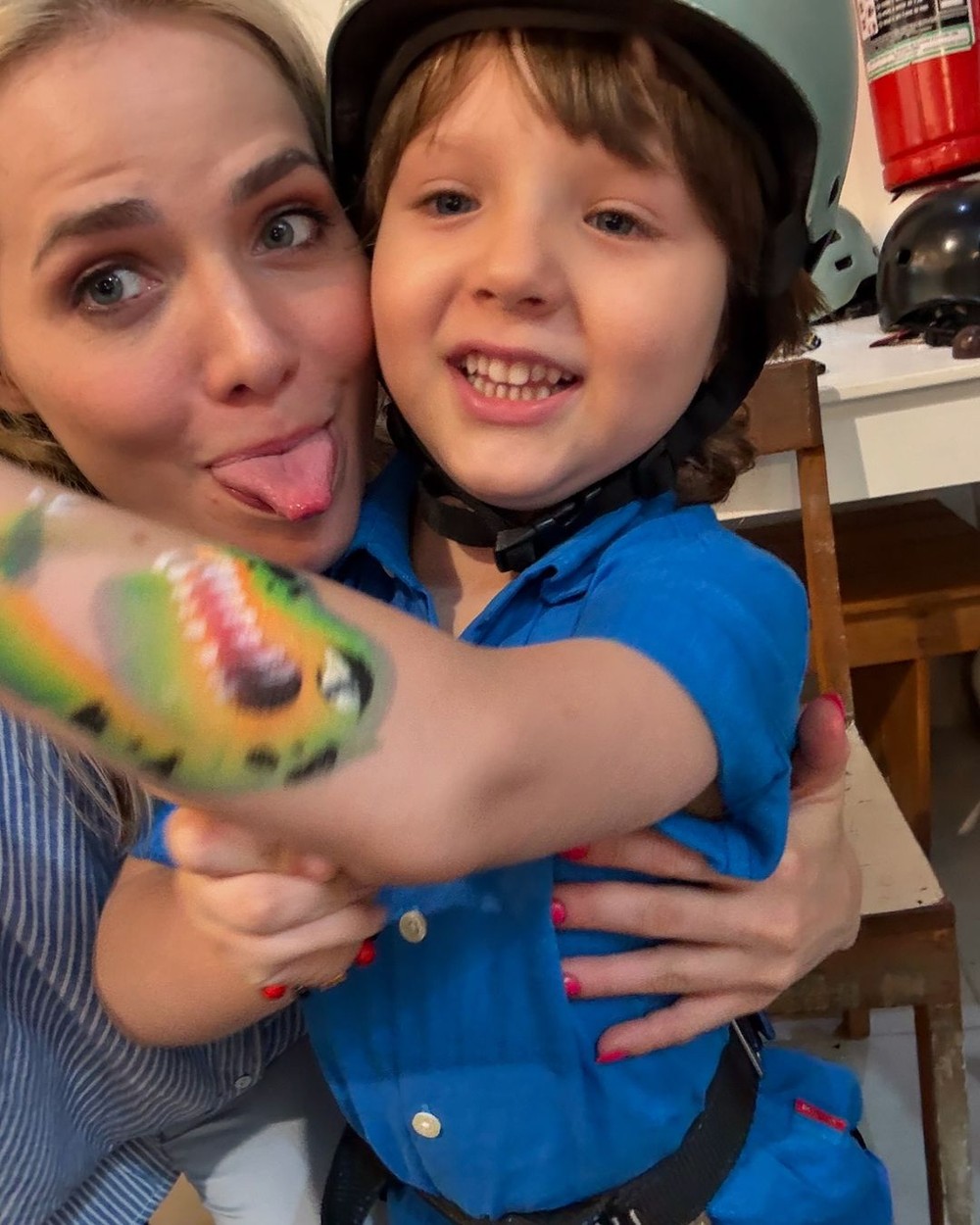 Letícia Colin se diverte no aniversário do filho, Uri — Foto: Reprodução/Instagram