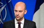 Paris appelle Moscou à revenir sur sa prise de contrôle de groupes européens