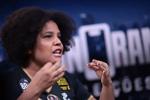 Samara Martins defende soberania no debate Metrópoles/Inteligência Ltda