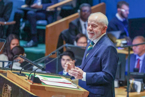 Em meio a ameaças de interferência, Lula vai à ONU com foco em soberania