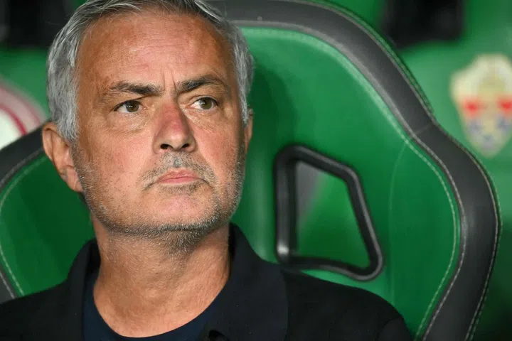 Real Madrid de Mourinho sem controle antes do clássico contra o Atlético