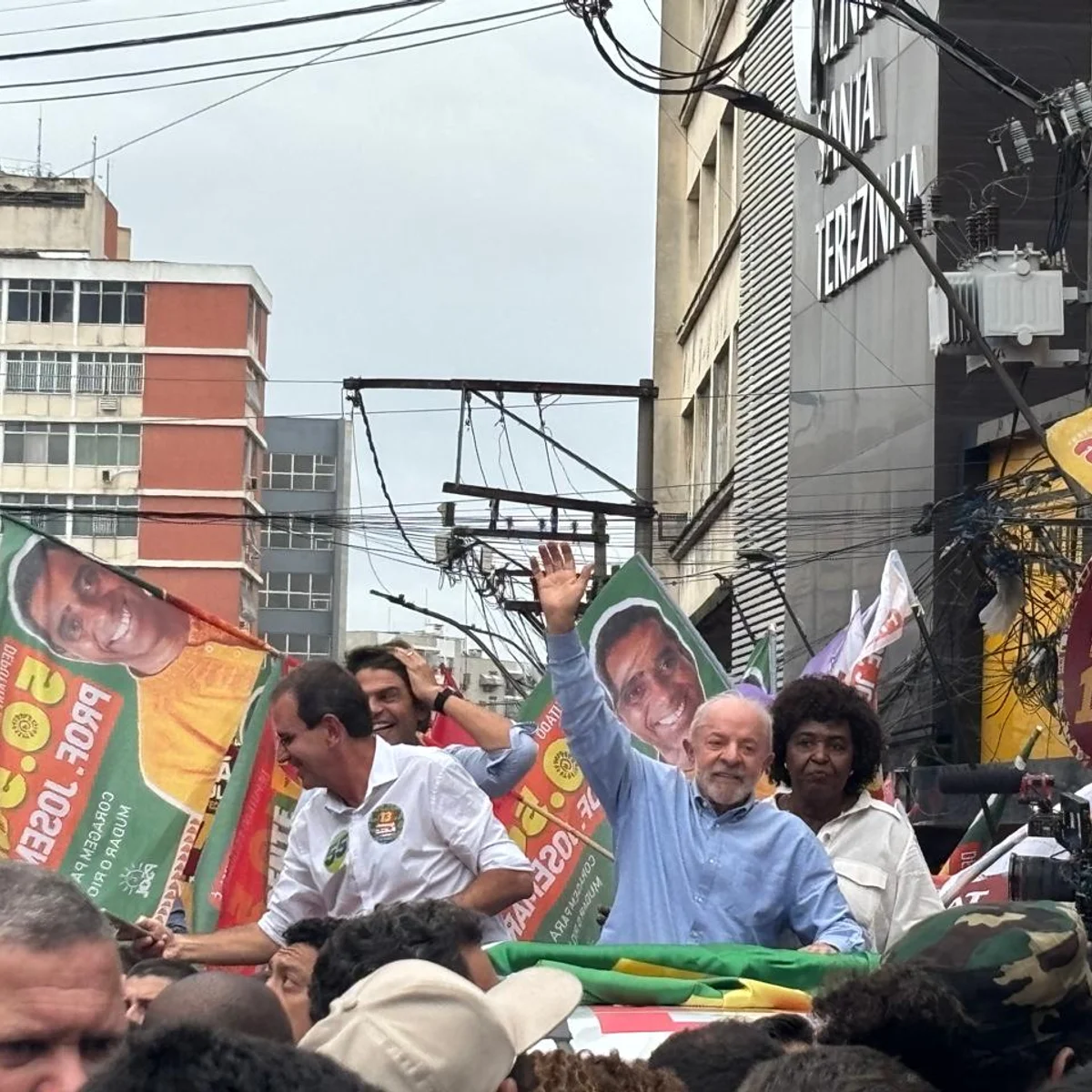 Lula diz que "não cabe representação de miliciano" no Palácio do Planalto