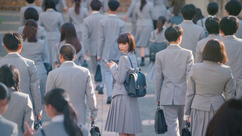 Escola dos Romances Proibidos é uma produção japonesa disponível na Netflix — Foto: Reprodução/Netflix
