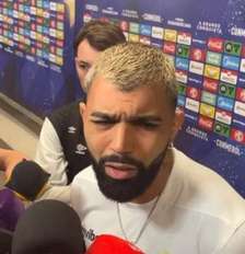 Gabigol marcou um gol no tempo regulamentar, mas perdeu uma cobrança na disputa por pênaltis – Foto: Divulgação/Santos FC / Jogada10