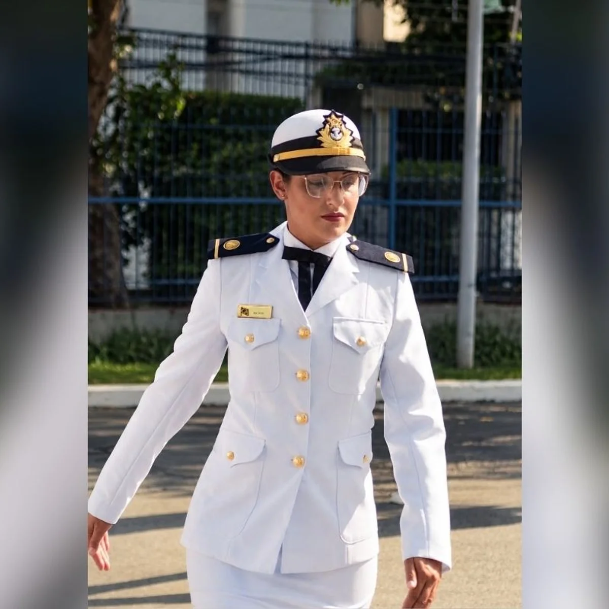 Marinha diz que engenheira foi achada "desfalecida" em alojamento da USP