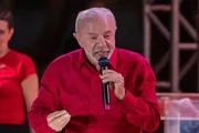 Tati Quebra Barraco grava Lula com filtro de florzinha e vídeo viraliza - imagem 6