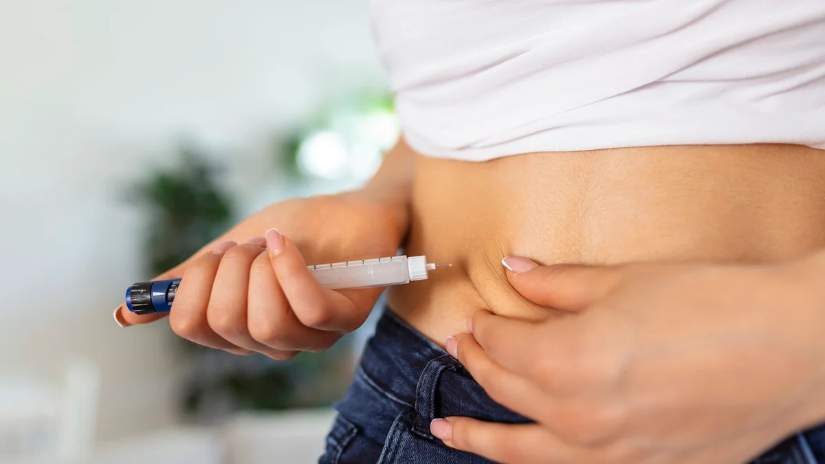Usa caneta emagrecedora? Nutrólogo revela o que não pode faltar na dieta