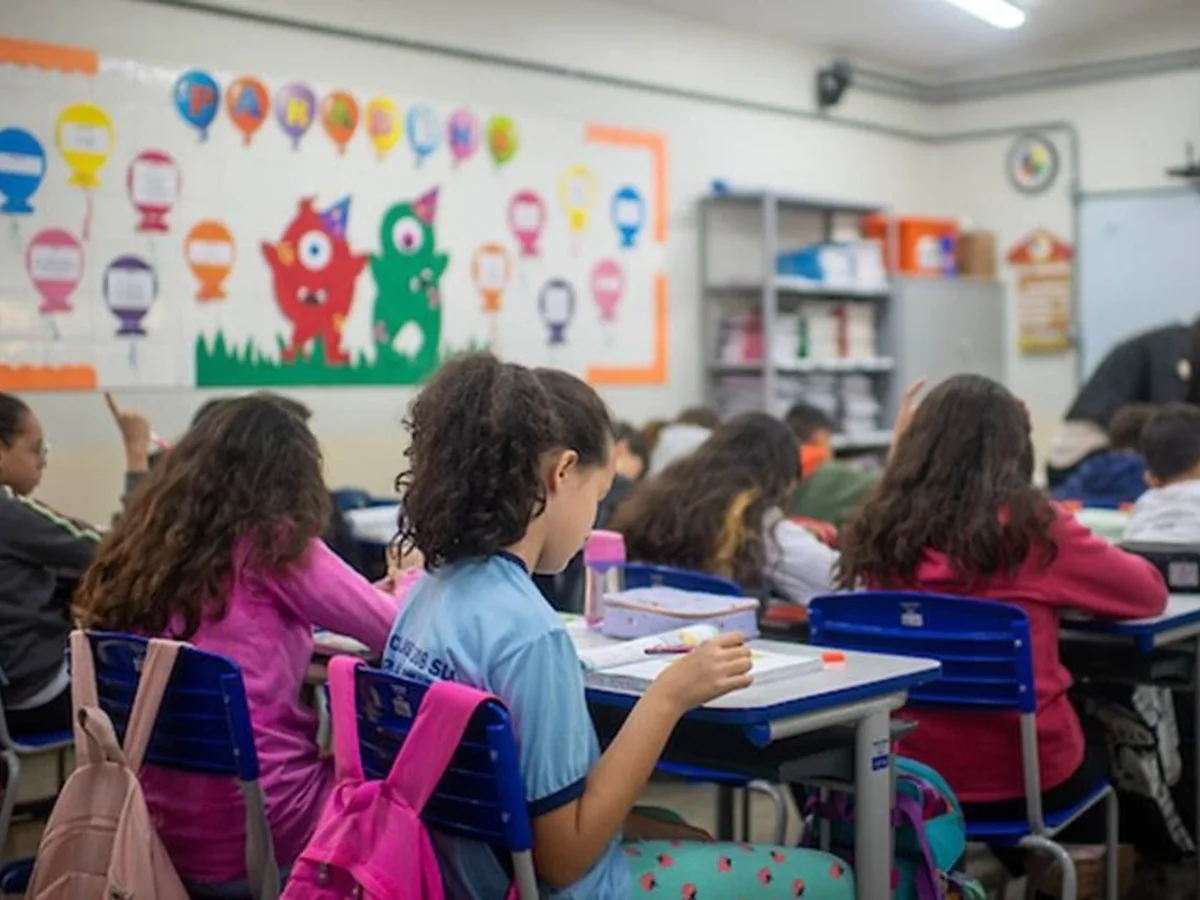 GDF suspende aulas em todas escolas do DF na sexta-feira antes da Eleição