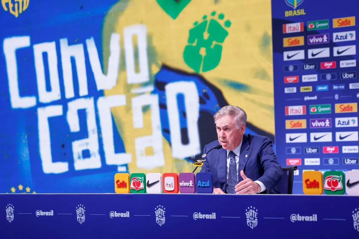Comissão técnica do Brasil desembarca na Austrália para os amistosos