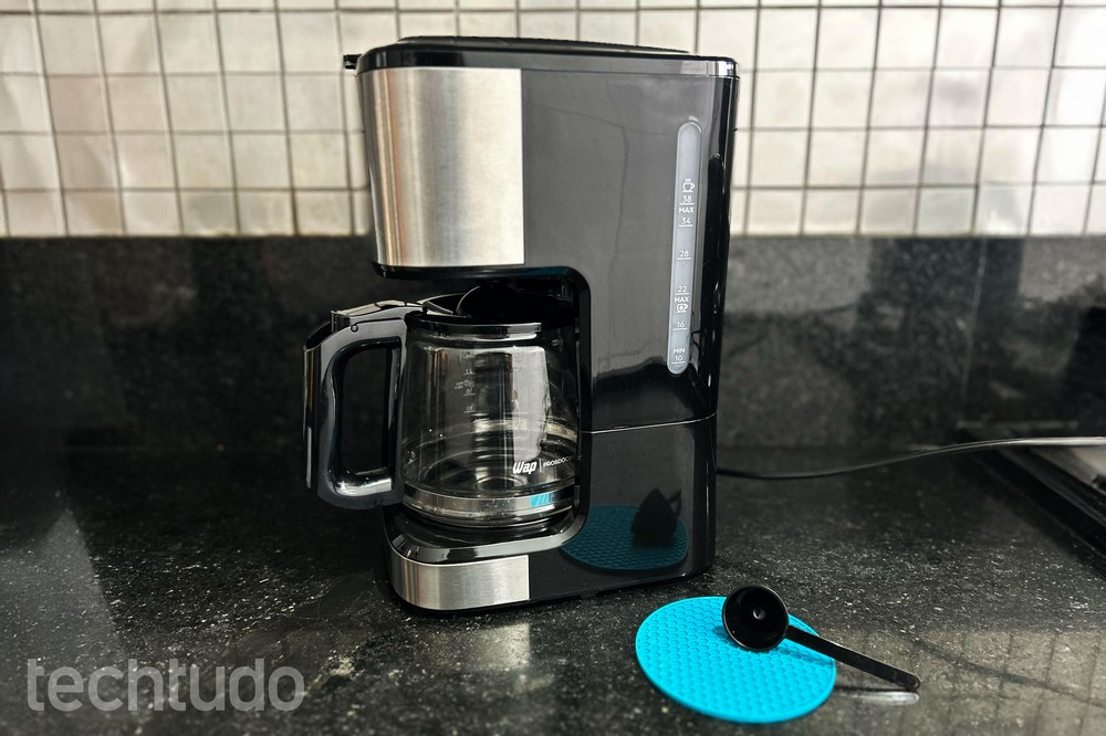WAP WCD1500 é uma das melhores cafeteiras programáveis à venda no e-commerce — Foto: Letícia Rosa/TechTudo