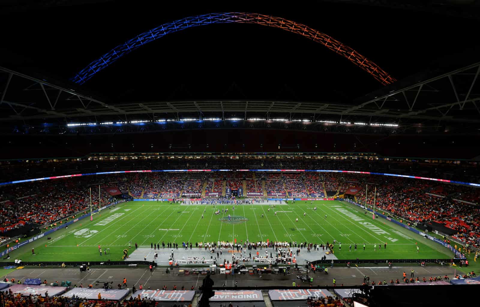 'Está prestes a ir para o mundo': futebol americano universitário americano faz estrondo no Wembley – um ensaio fotográfico