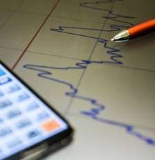 Selic a 13,75% muda o custo do crédito e o rendimento dos investimentos. Foto: Suno