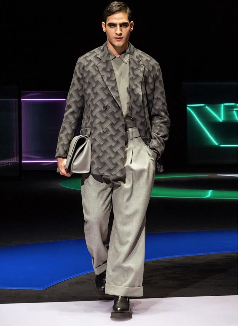Metrópoles Catwalk começa nesta segunda-feira (14/9); saiba como participar