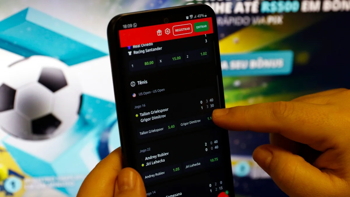 Imagem da matéria: Governo proíbe bets e cassino online no Brasil; veja prazo para retirada do dinheiro