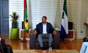 Relatório Global sobre a Democracia: Estado de Direito deteriora-se e EUA registam os piores resultados das últimas cinco décadas
