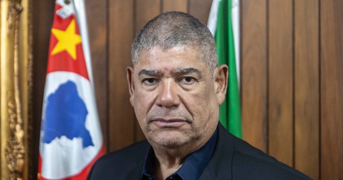 ‘Passagem secreta’ e mais de R$ 700 mil: o que a polícia encontrou na casa de Milton Leite em SP