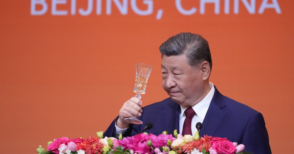China expulsa do Partido Comunista general e comandante acusados de corrupção