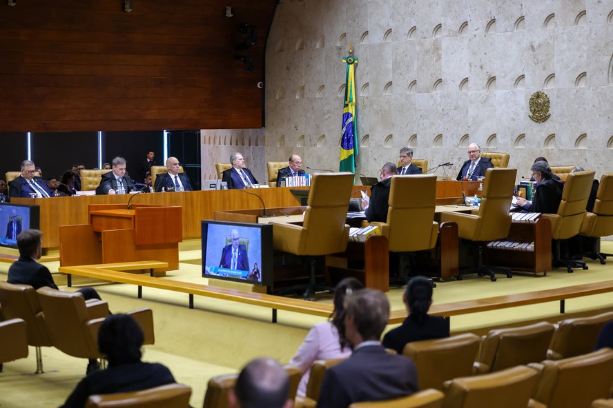 Sessão desastrosa do STF influenciará o voto e reduz confiança na democracia