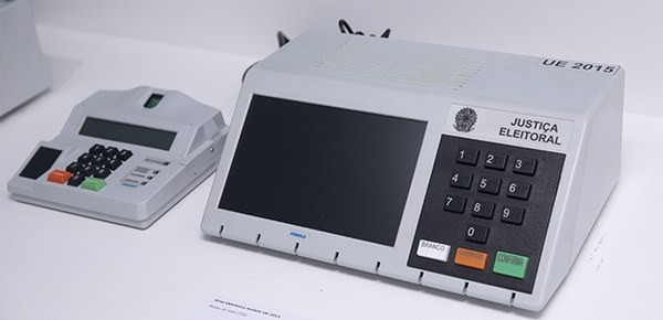 Urna eletrônica: veja evolução dos modelos desde 1996