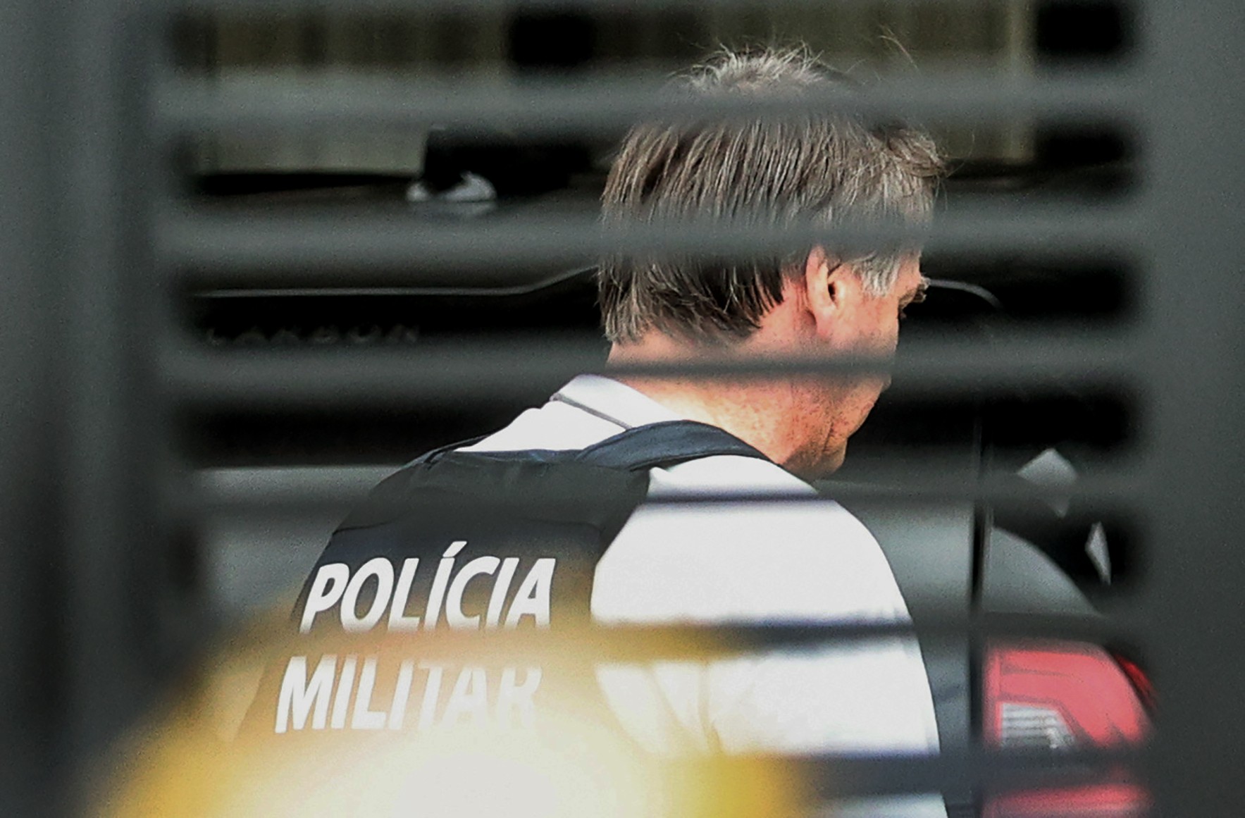 Manobra de ministro do TSE impede liberação de imagem de Bolsonaro em santinhos