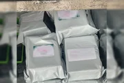 Segundo as investigações, os produtos eram adquiridos no Paraguai e posteriormente armazenados em uma residência localizada na Candangolândia, sem as condições adequadas de conservação e armazenamento