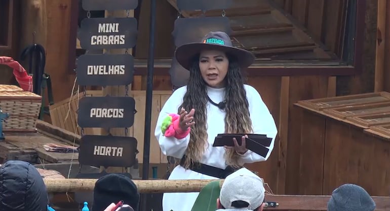 Christina Rocha estreia no comando da Cabine de Descompressão nesta quinta (24)