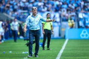 Técnico chega após trabalho no Grêmio