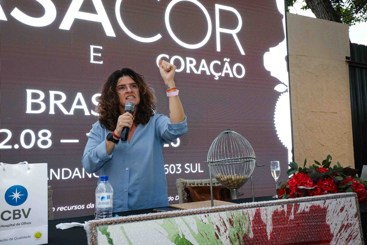 Bingo Amigo reúne mulheres em tarde de solidariedade na CASACOR Brasília