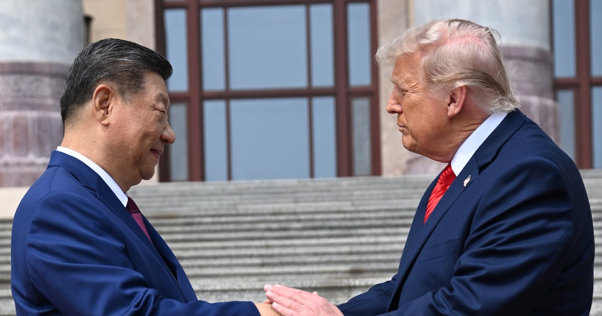 Trump costumava criticar duramente a China; eis por que ele agora está estendendo o tapete vermelho para Xi