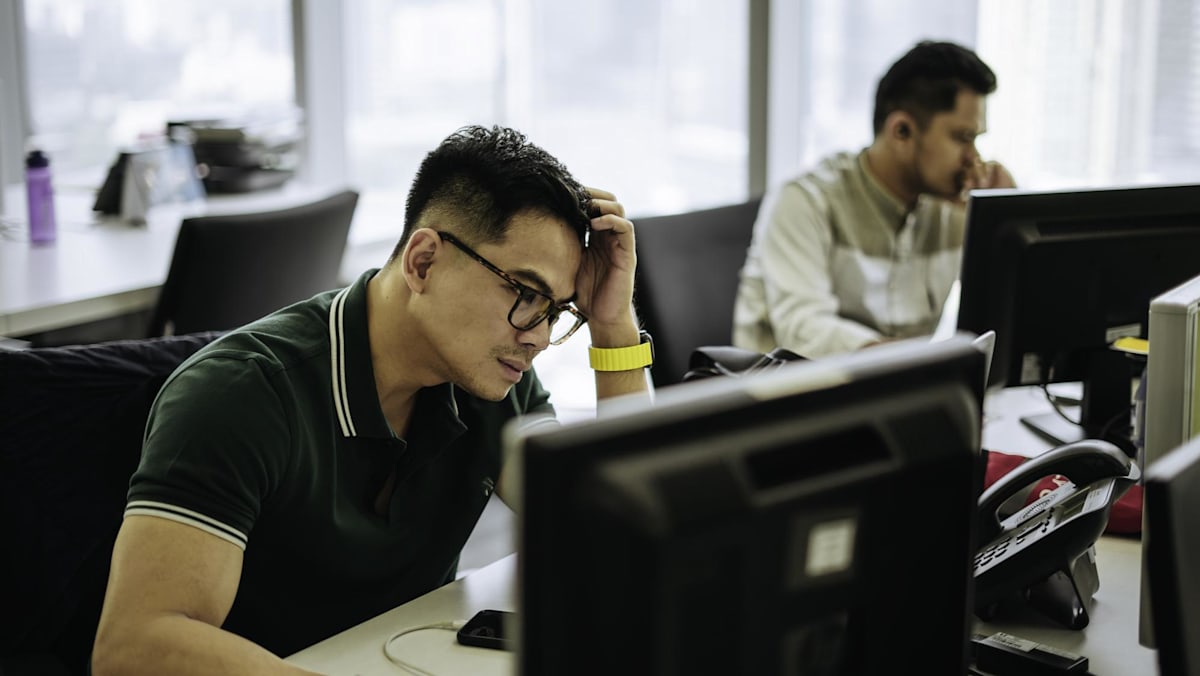 O trauma no local de trabalho pode seguir você mesmo muito tempo depois que você deixa o emprego. Como é que você se recupera?