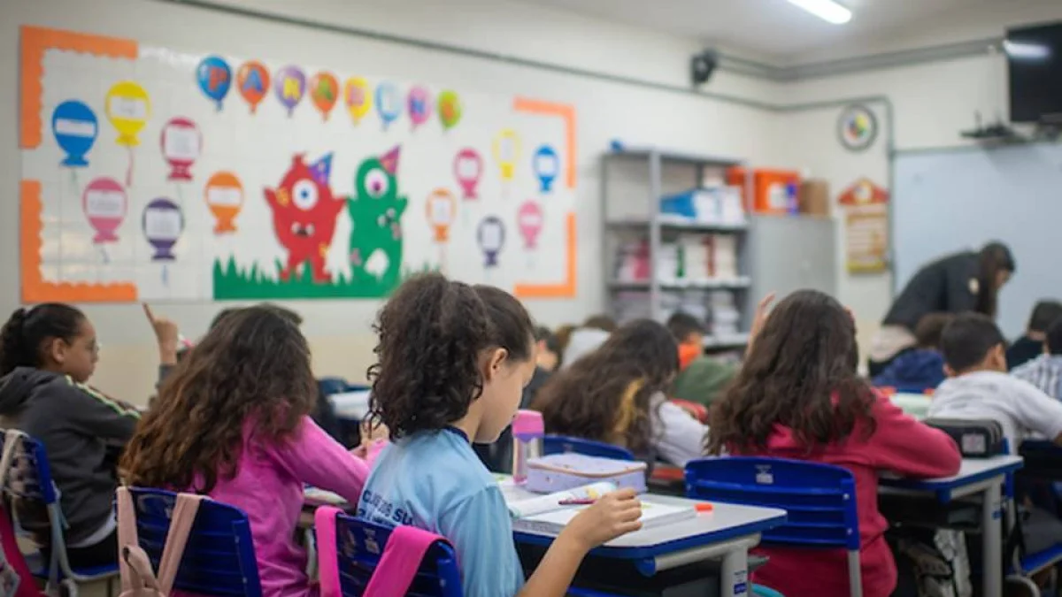 Escolas de ensino especial do DF ganham mutirão com serviços de DNA e RG