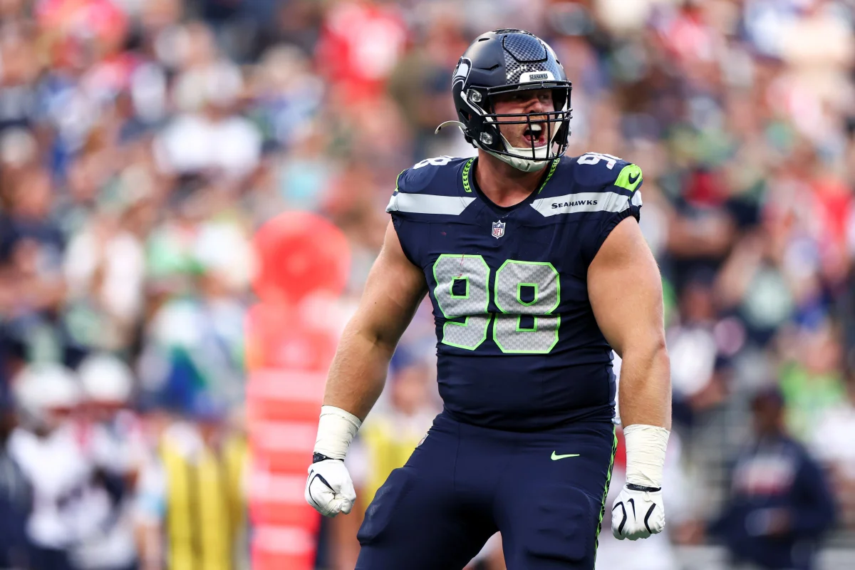 Foto colorida de jogador da NFL - Metrópoles