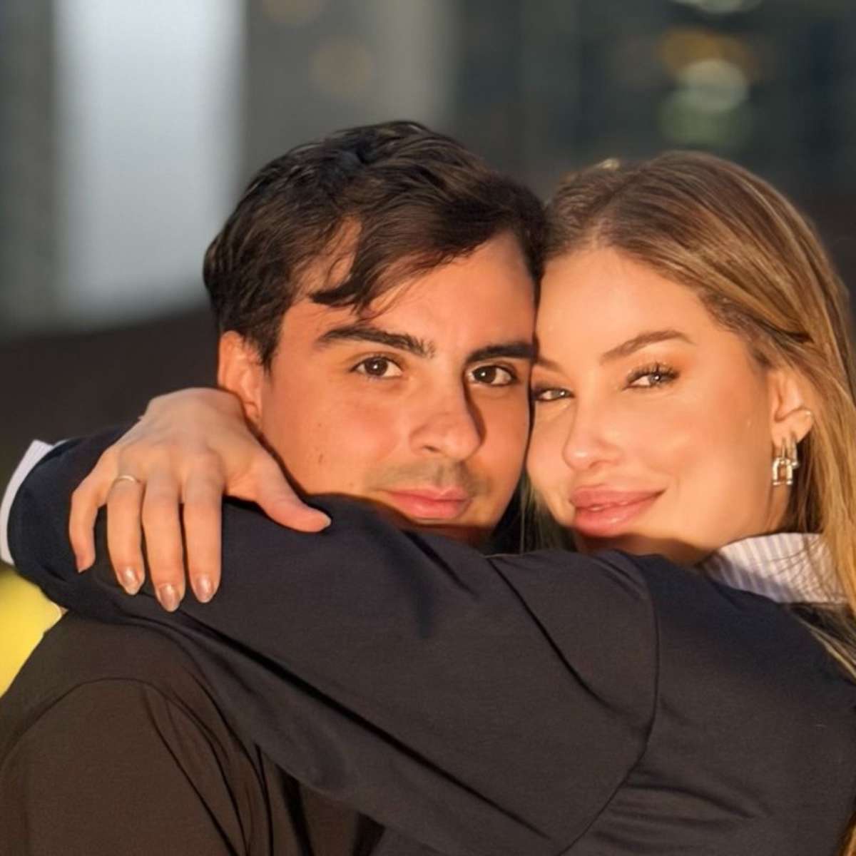 Saory Cardoso afirma que trabalho está atrapalhando rotina íntima com Dudu Camargo: 'Correria danada'