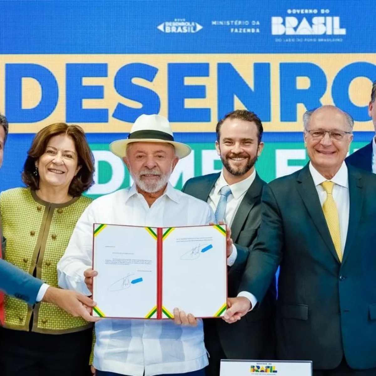 Desenrola: Lula anuncia compra de dívidas das famílias por R$ 15 bilhões