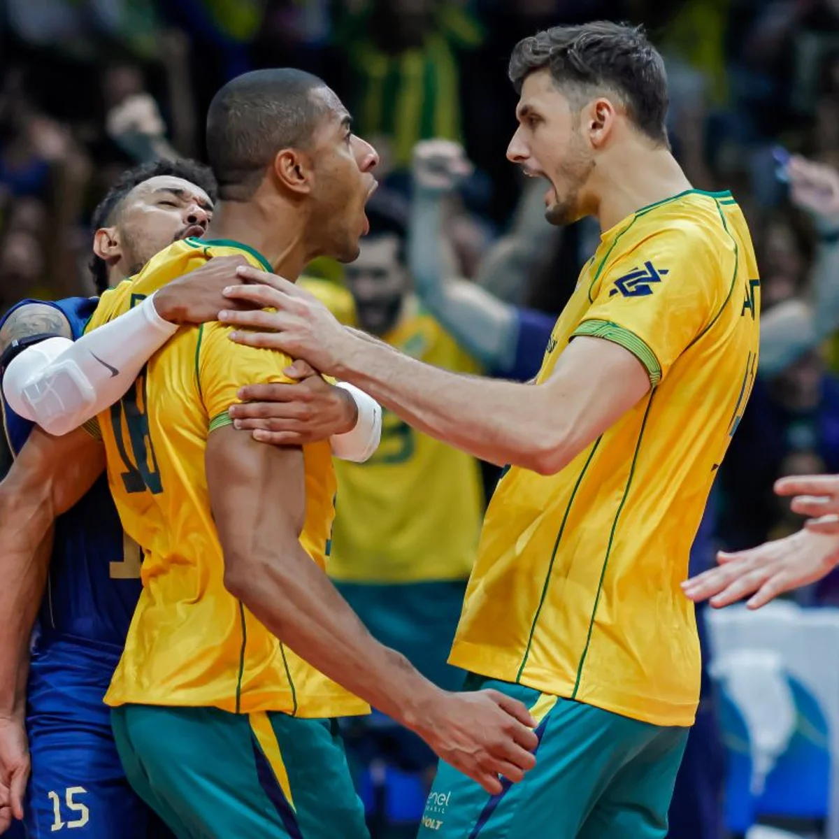 Vôlei: Brasil vence a Colômbia por três sets a zero e reassume liderança