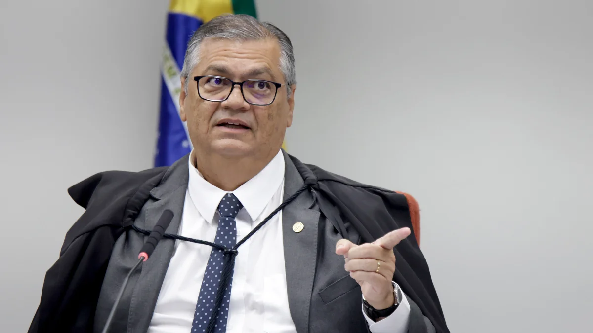 Dino cita vídeo de Porchat sobre chuva de ofícios: "Se aplica a ministros"