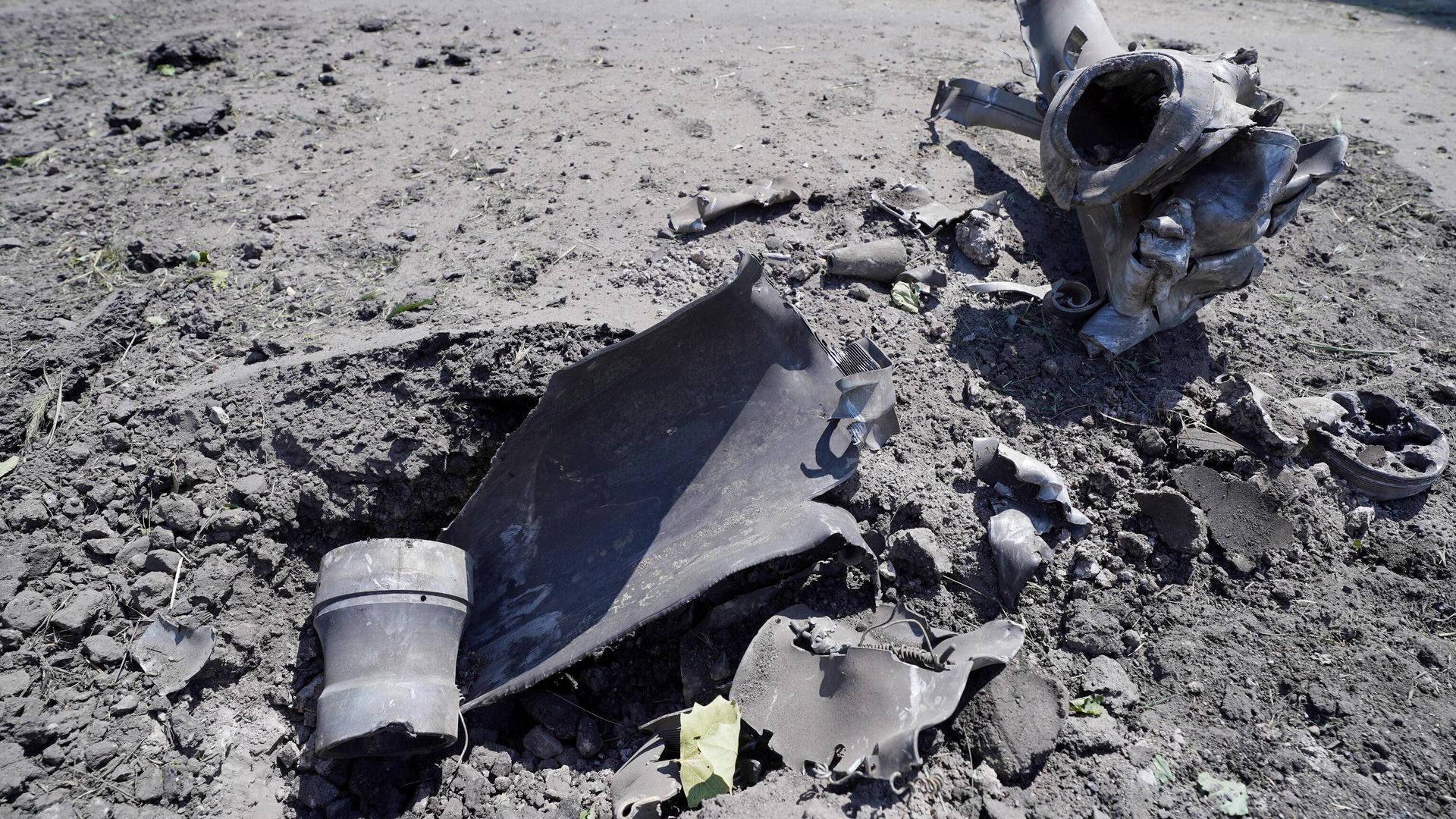 Forças de defesa aérea e meios de guerra eletrônica derrubaram 249 drones em 17 distritos da região de Moscou