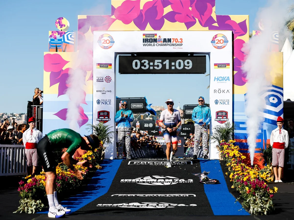 Campeão olímpico, bate tempo recorde de corrida no Mundial de Ironman 70.3
