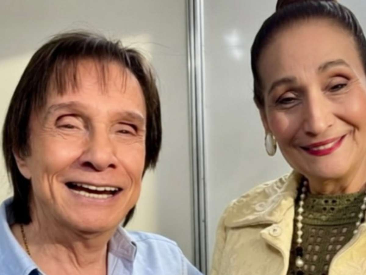Cantor Roberto Carlos dá para Sonia Abrão o presente sonhado por toda fã do ‘Rei’